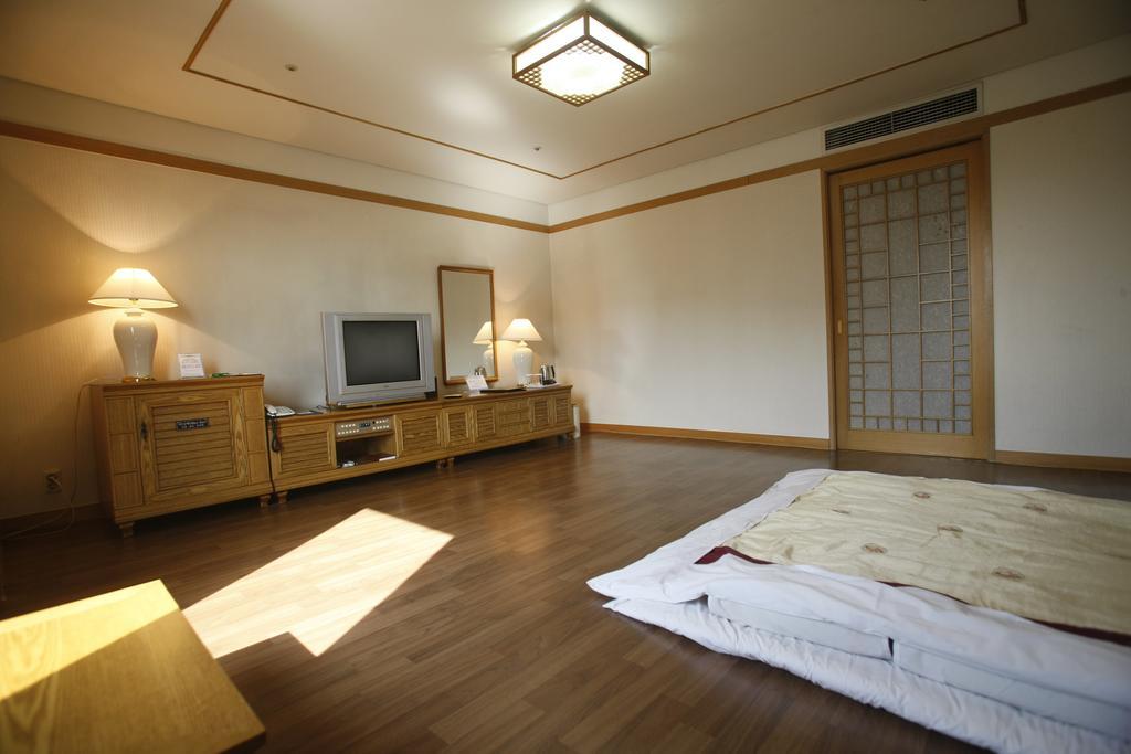 Legend Hotel Daejeon Zimmer foto