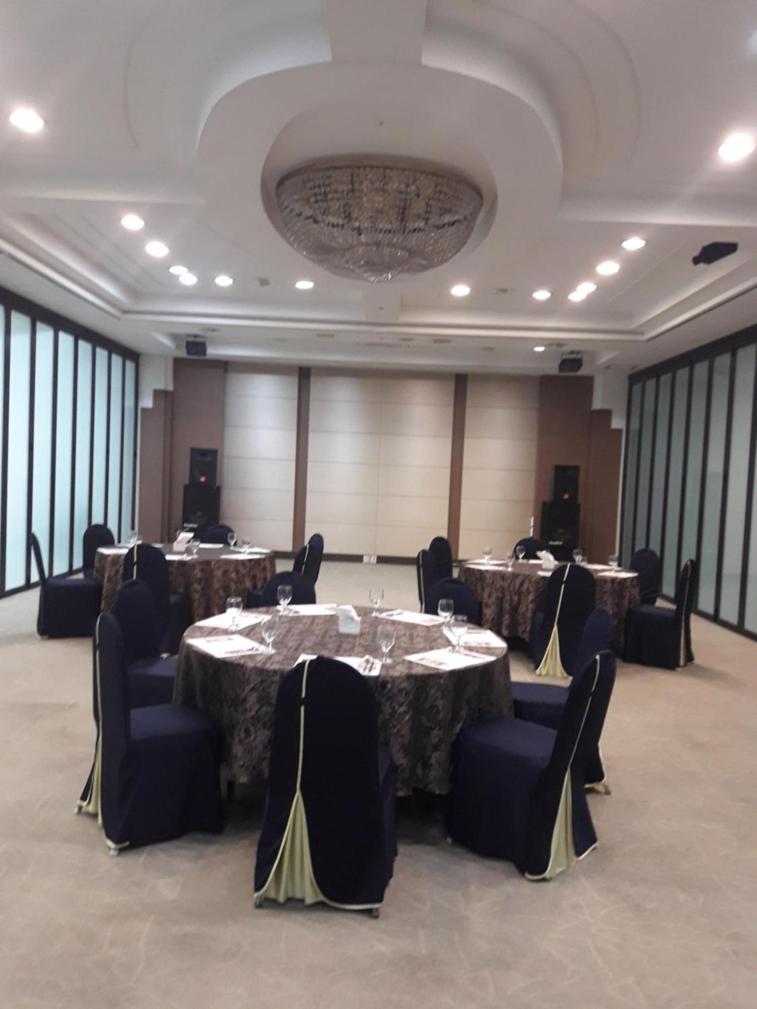 Legend Hotel Daejeon Exterior foto